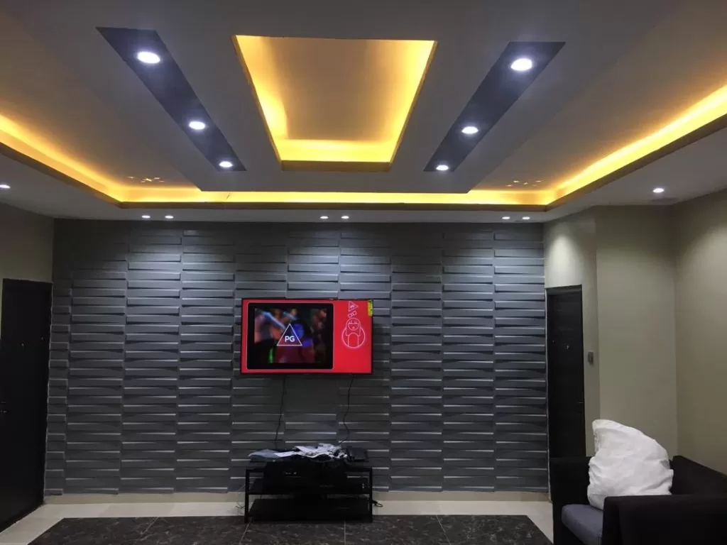 Simple false ceiling design for small hall